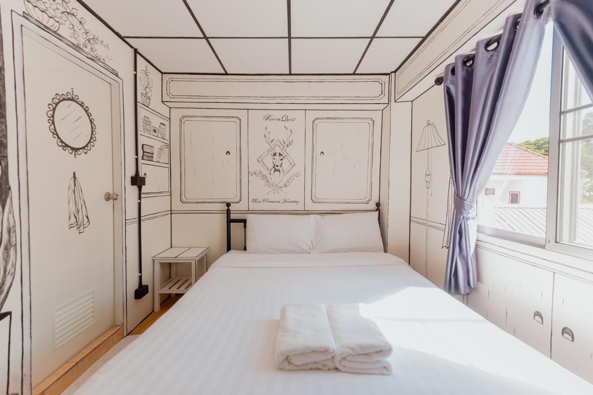 Roomquest Chiang Mai Tha Phae الغرفة الصورة